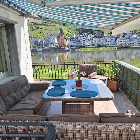 "Ferienhaus An Der Mosel" Целль-ан-дер-Мозель Екстер'єр фото