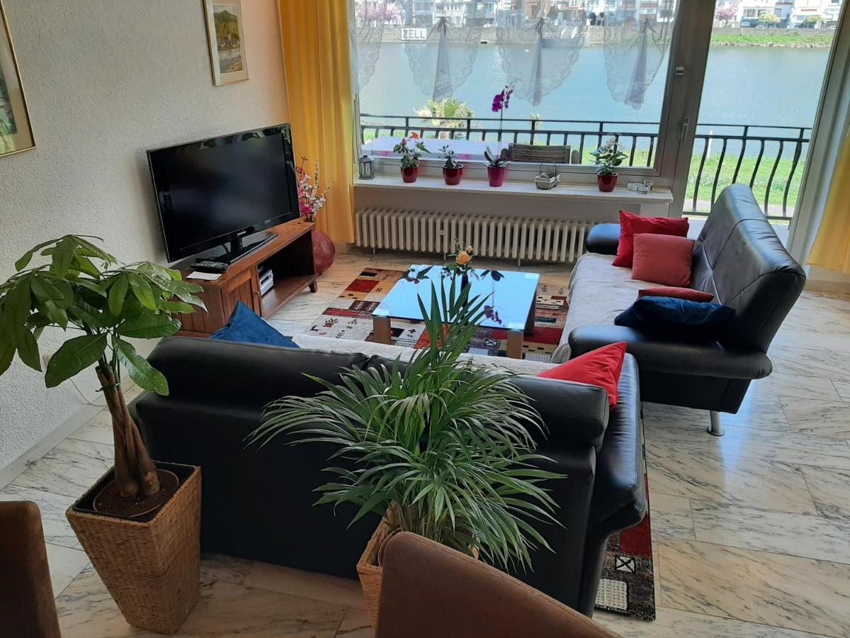 "Ferienhaus An Der Mosel" Целль-ан-дер-Мозель Екстер'єр фото