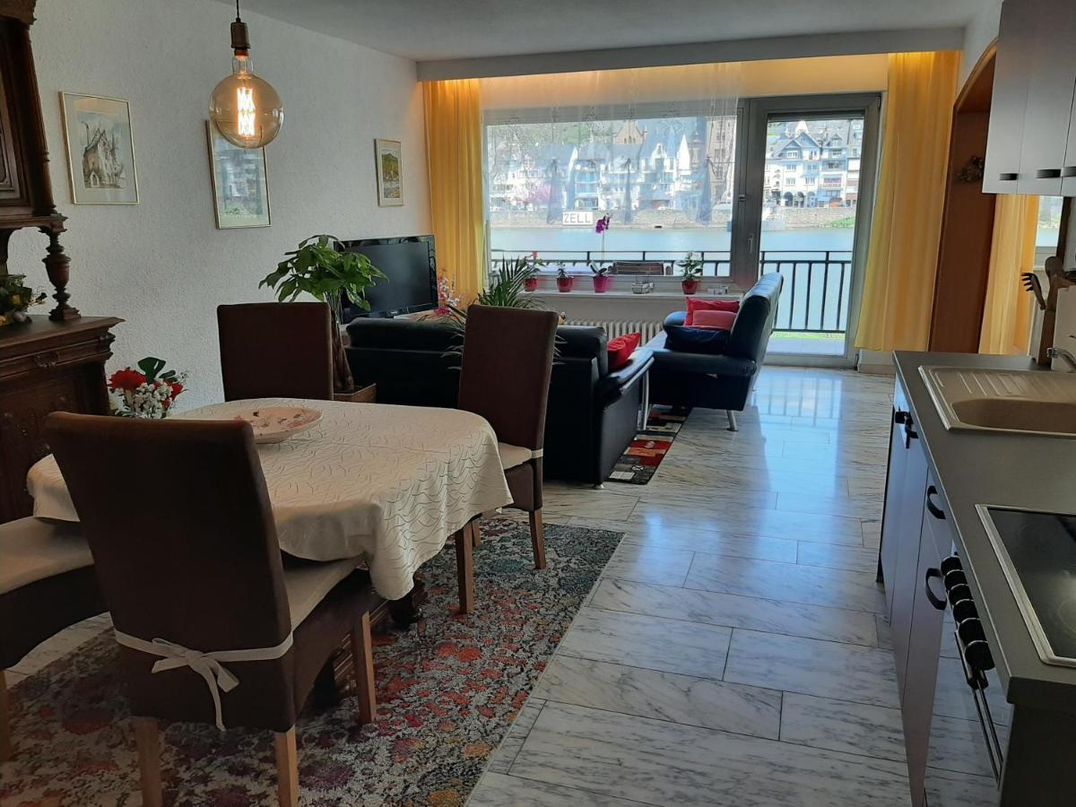 "Ferienhaus An Der Mosel" Целль-ан-дер-Мозель Екстер'єр фото