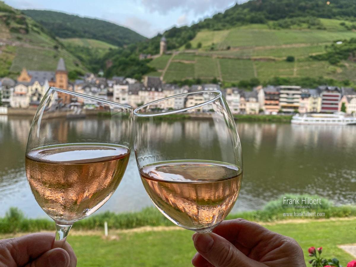 "Ferienhaus An Der Mosel" Целль-ан-дер-Мозель Екстер'єр фото